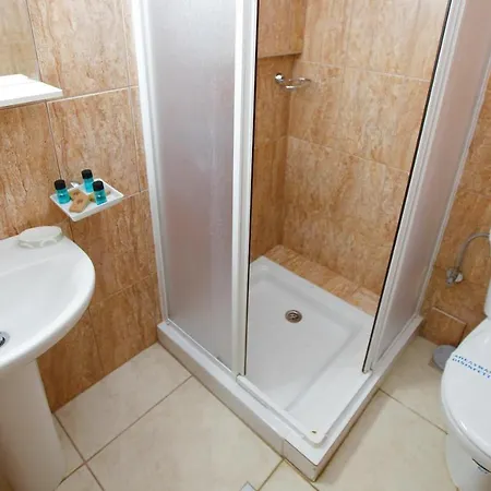 Apartament Mandani